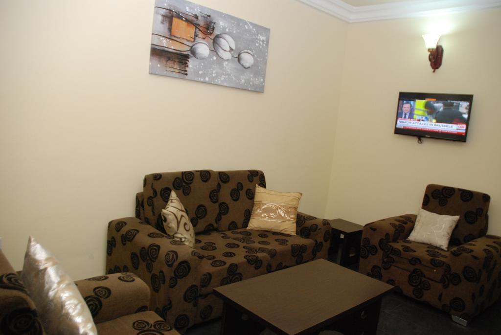 Knightsbridge Hotel Ikeja Exterior foto